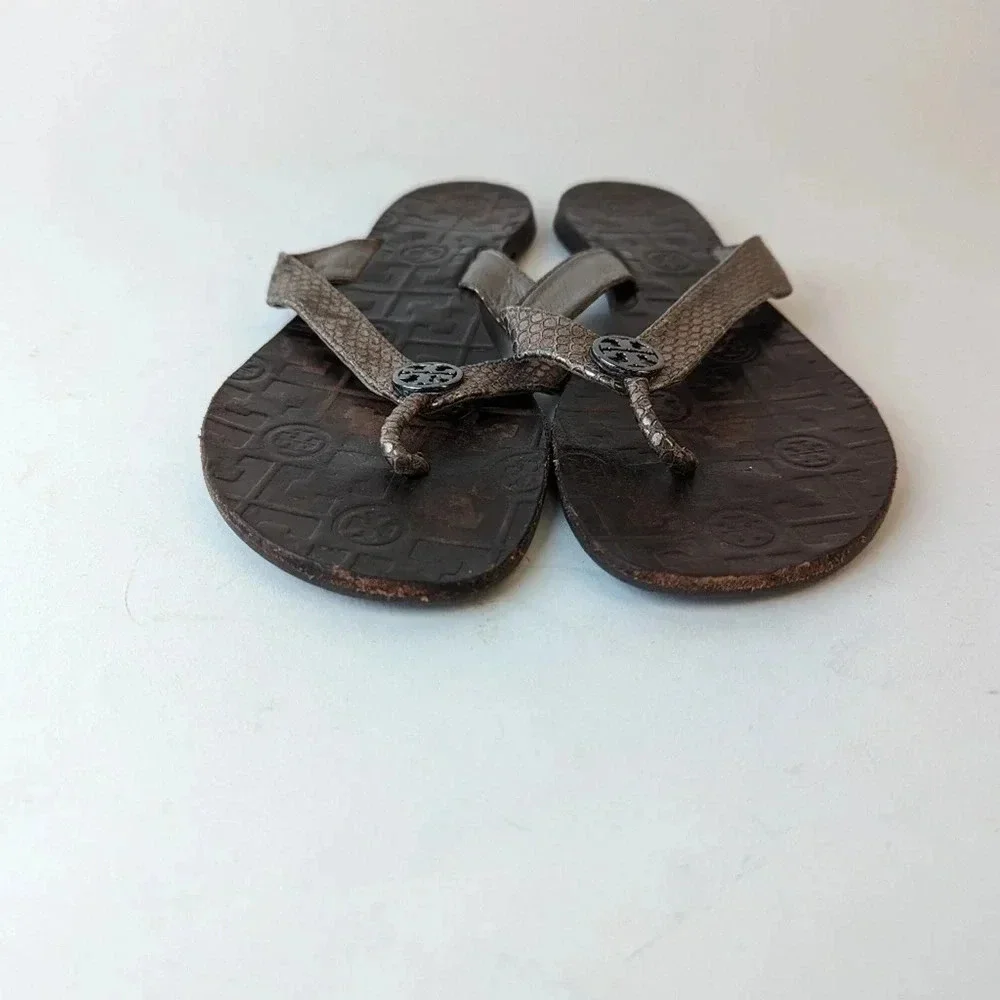Tory Burch Thora Metallic Snakeskin Leather Flip Flops / 9